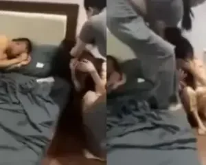 Căn phòng hot nhất lúc này đang địt thì bị đánh ghen | VIET69