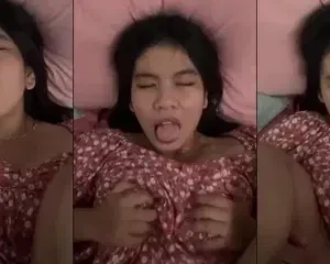 Đang ngủ kéo em dậy chịch còn bắt em nhận mình dâm nữa | VIET69