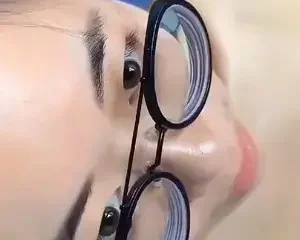 Em gái kính cận nhẹ nhàng mút rồi ngậm nuốt hết tinh | VIET69