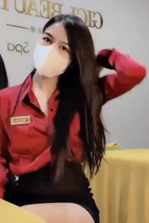 Full clip quay lén của các em nhân viên nhiệt tình tại jennie_spa