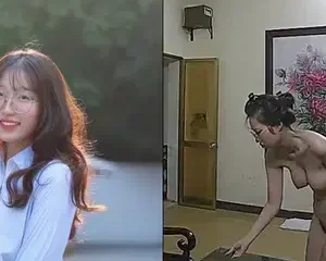 Hack camera em gái kính cận vú to thả rông trong công ty gia đình | VIET69