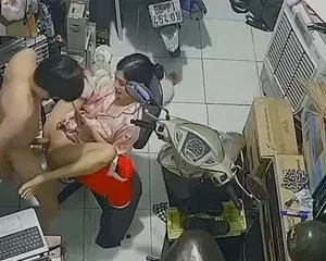 Hack camera vợ chồng Đồng Tháp hồn nhiên làm tình trong cửa hàng điện tử | VIET69