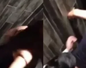 Quay lén đồng nghiệp lén lút địt nhau trong nhà vệ sinh | VIET69