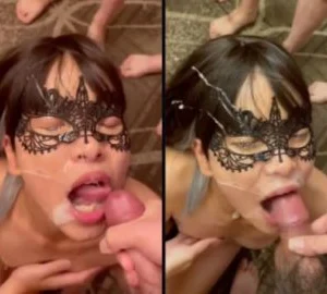 Thay phiên xuất tinh đầy miệng em gái dâm