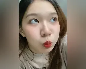 Thy Chu sở thích mặc quần tất lưỡi và mút cu bạn trai | VIET69