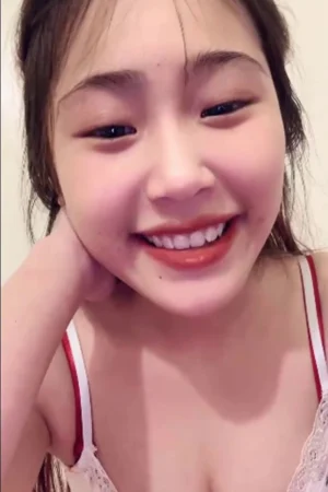 Tiktoker Thỏ Baby lộ clip hot body non mượt